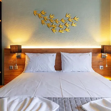 Estelle Family Luxury & Lejlighedshotel Yerakini