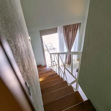 Lejlighedshotel Estelle Family Luxury & Yerakini