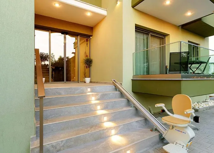 Aparthotel Estelle Family Luxury & Gerakini