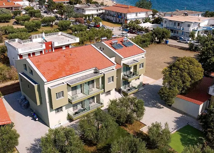 Aparthotel Estelle Family Luxury & Gerakini